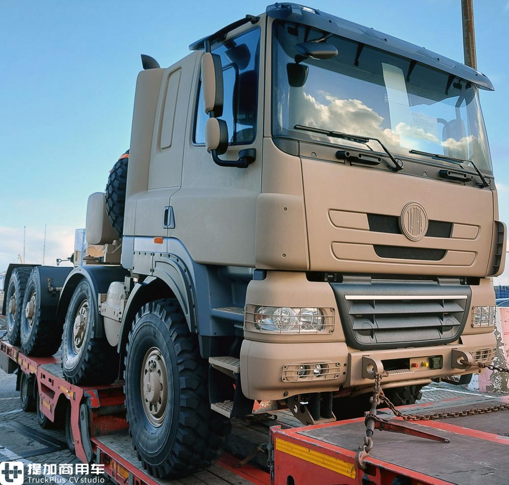 由民用版本改装而来，越野性能依然爆表，再带你看一辆太脱拉凤凰军用卡车 - 第1张