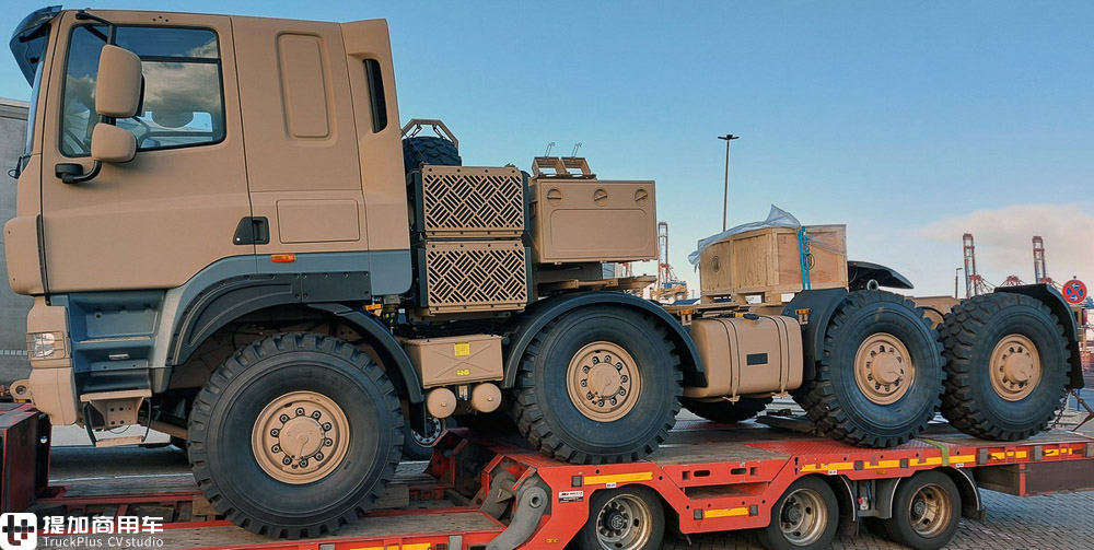 由民用版本改装而来，越野性能依然爆表，再带你看一辆太脱拉凤凰军用卡车 - 第7张