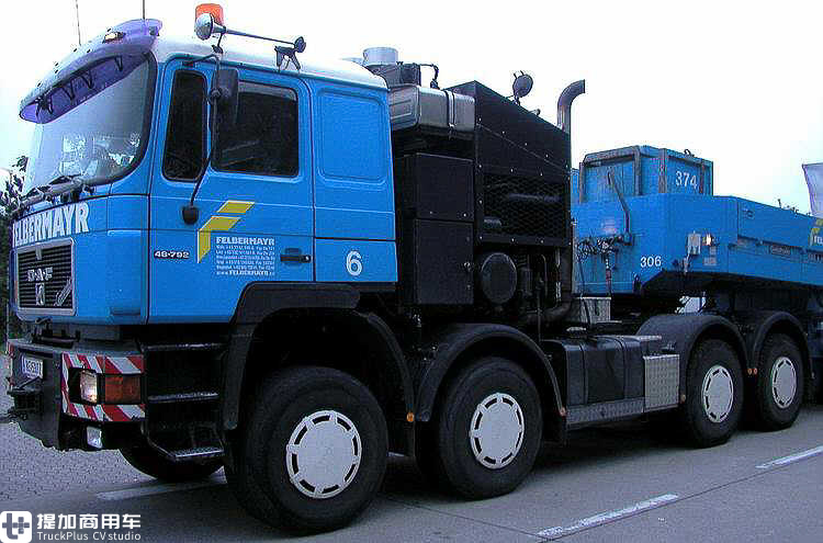 配V12发动机,790马力,再带你看看Felbermayr公司的ÖAF48.792大件牵引车 - 第12张 - 提加商用车网 配V12发动机,790马力,再带你看看Felbermayr公司的ÖAF48.792大件牵引车 - 第12张