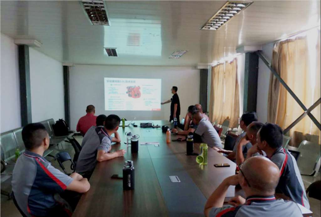 顺丰速运车辆忙，江淮轻卡22省全包服务送保障 - 第2张