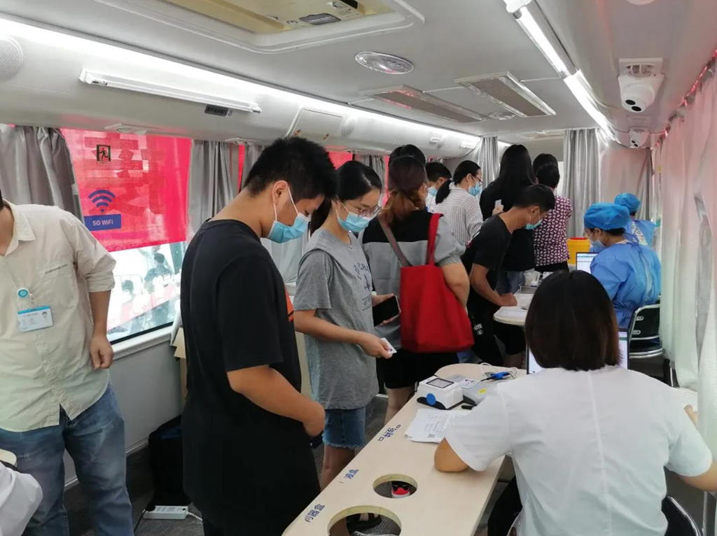 欧辉疫苗接种车助力福清市抗疫,献礼第四届中国医师节 - 第5张 - 提加商用车网 欧辉疫苗接种车助力福清市抗疫,献礼第四届中国医师节 - 第5张