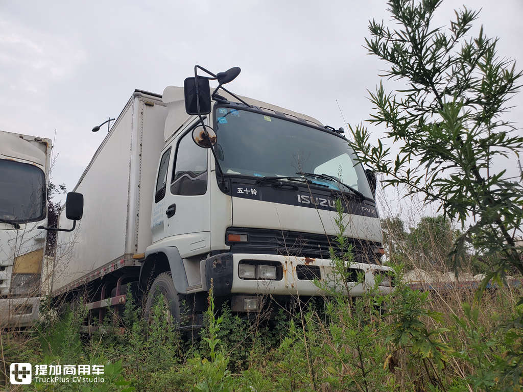 多辆车跑到爆表999999km 庆铃五十铃卡车让李伟舒心、顺心、安心 - 第2张 - 提加商用车网 多辆车跑到爆表999999km 庆铃五十铃卡车让李伟舒心、顺心、安心 - 第2张