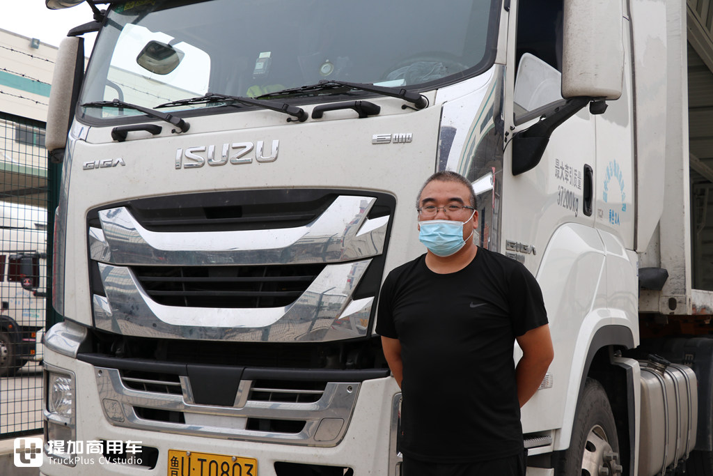 多辆车跑到爆表999999km 庆铃五十铃卡车让李伟舒心、顺心、安心 - 第5张 - 提加商用车网 多辆车跑到爆表999999km 庆铃五十铃卡车让李伟舒心、顺心、安心 - 第5张