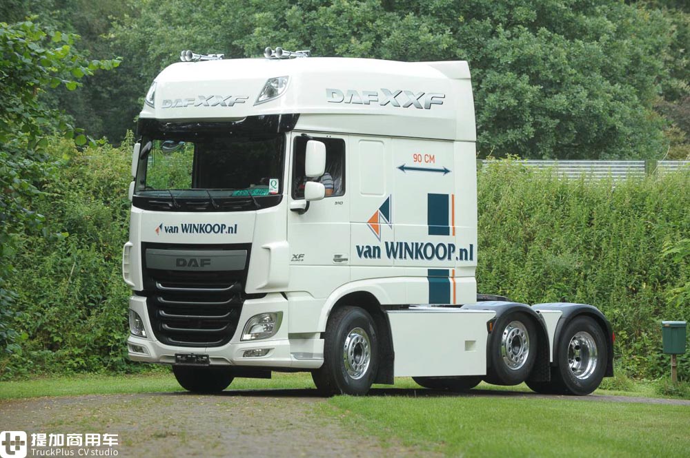 驾驶室加长90cm,内饰堪比KTV包房,这辆达夫卡车改装的真有特色 - 第17张 - 提加商用车网 驾驶室加长90cm,内饰堪比KTV包房,这辆达夫卡车改装的真有特色 - 第17张