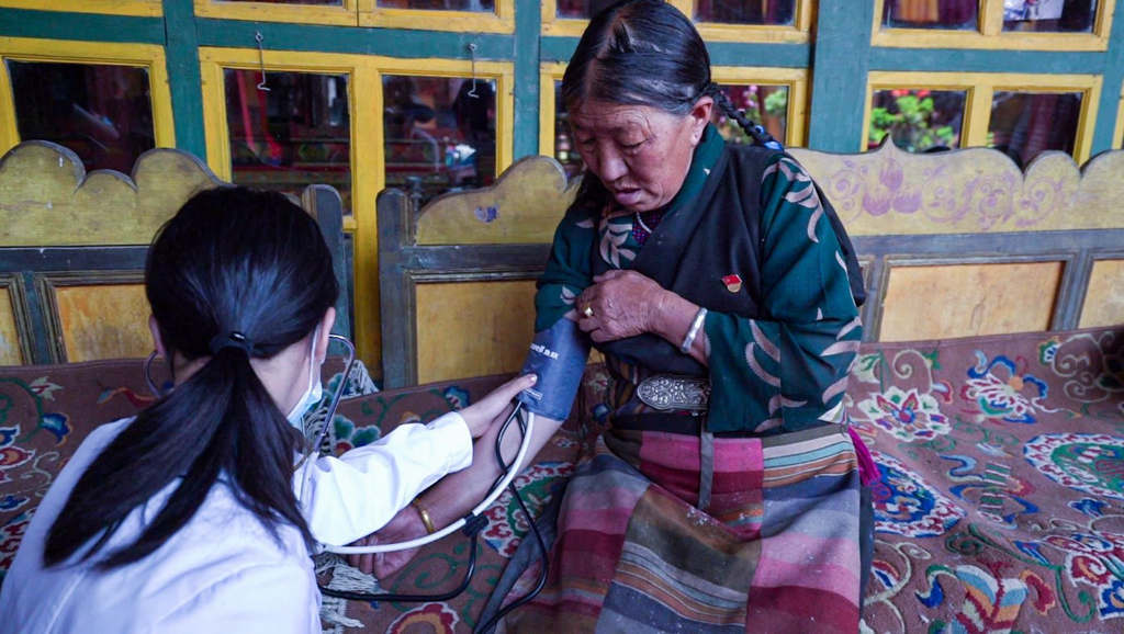 东风天龙·幸福卡车走进西藏系列报道(四):次仁欧珠,带头创富的老司机 - 第6张 - 提加商用车网 东风天龙·幸福卡车走进西藏系列报道(四):次仁欧珠,带头创富的老司机 - 第6张