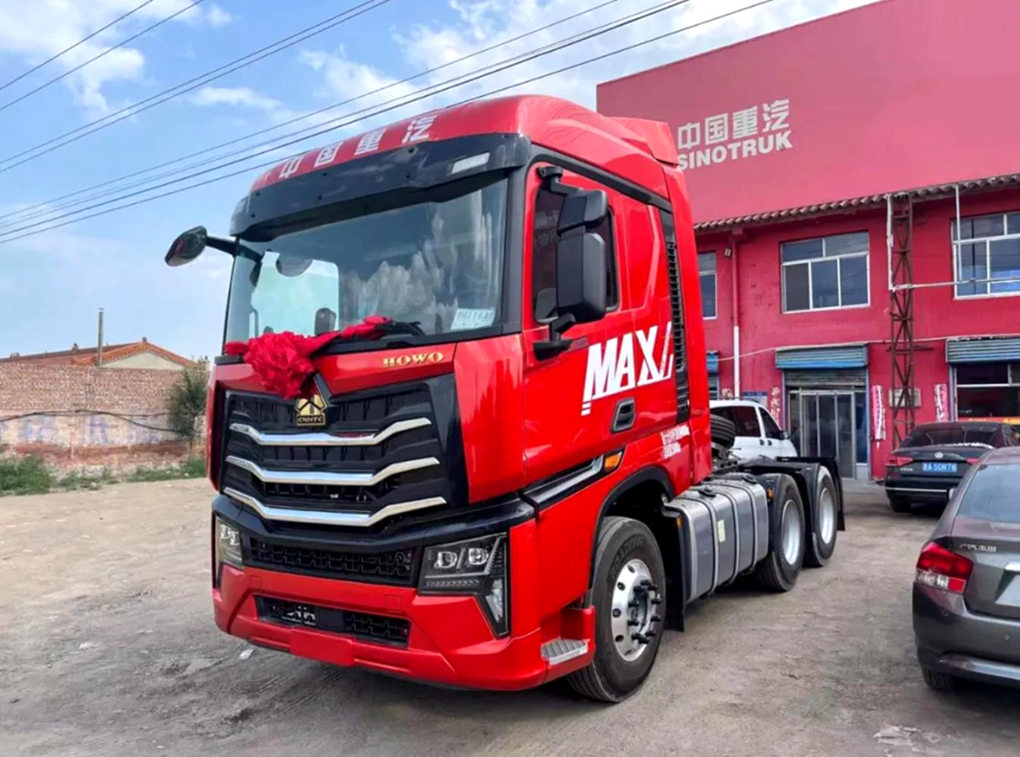 全国首台丨中国重汽豪沃MAX交车啦! - 第1张 - 提加商用车网 全国首台丨中国重汽豪沃MAX交车啦! - 第1张