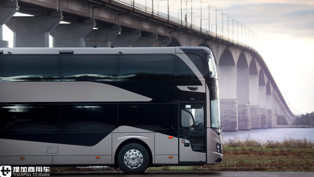 沃尔沃9700 DD双层豪华巴士进入德国市场，来看看媒体对它的试乘感受 - 第5张