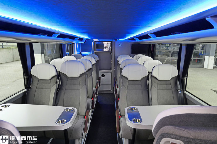 沃尔沃9700 DD双层豪华巴士进入德国市场，来看看媒体对它的试乘感受 - 第15张