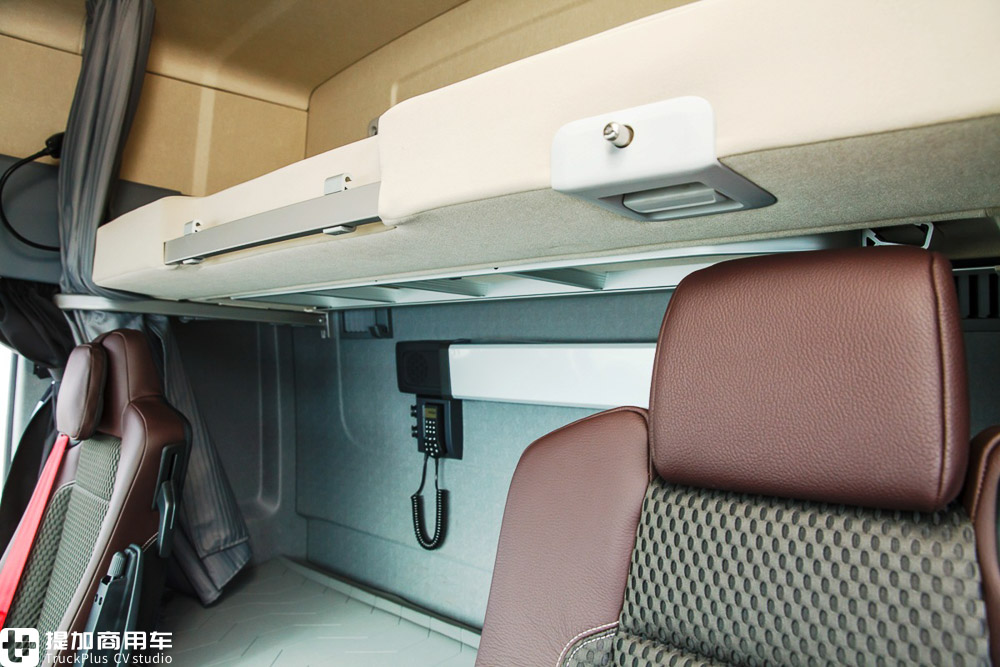 1894Edtion—配置最高的限量车型压轴,再带大家看两款雷诺T限量卡车 - 第6张 - 提加商用车网 1894Edtion—配置最高的限量车型压轴,再带大家看两款雷诺T限量卡车 - 第6张