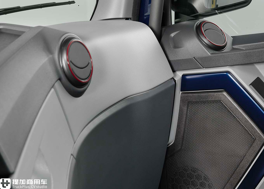 1894Edtion—配置最高的限量车型压轴,再带大家看两款雷诺T限量卡车 - 第17张 - 提加商用车网 1894Edtion—配置最高的限量车型压轴,再带大家看两款雷诺T限量卡车 - 第17张