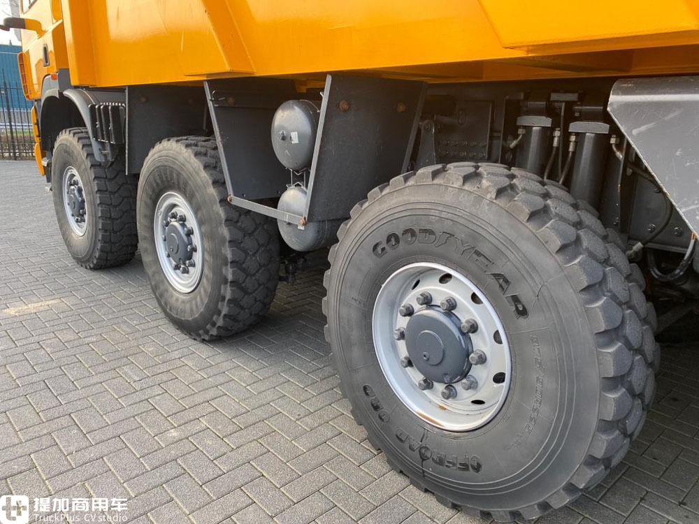 曾被中国恒天收购的荷兰吉纳夫卡车,到底实力如何?实拍吉纳夫5轴自卸车实拍带您好好看看 - 第6张 - 提加商用车网 曾被中国恒天收购的荷兰吉纳夫卡车,到底实力如何?实拍吉纳夫5轴自卸车实拍带您好好看看 - 第6张