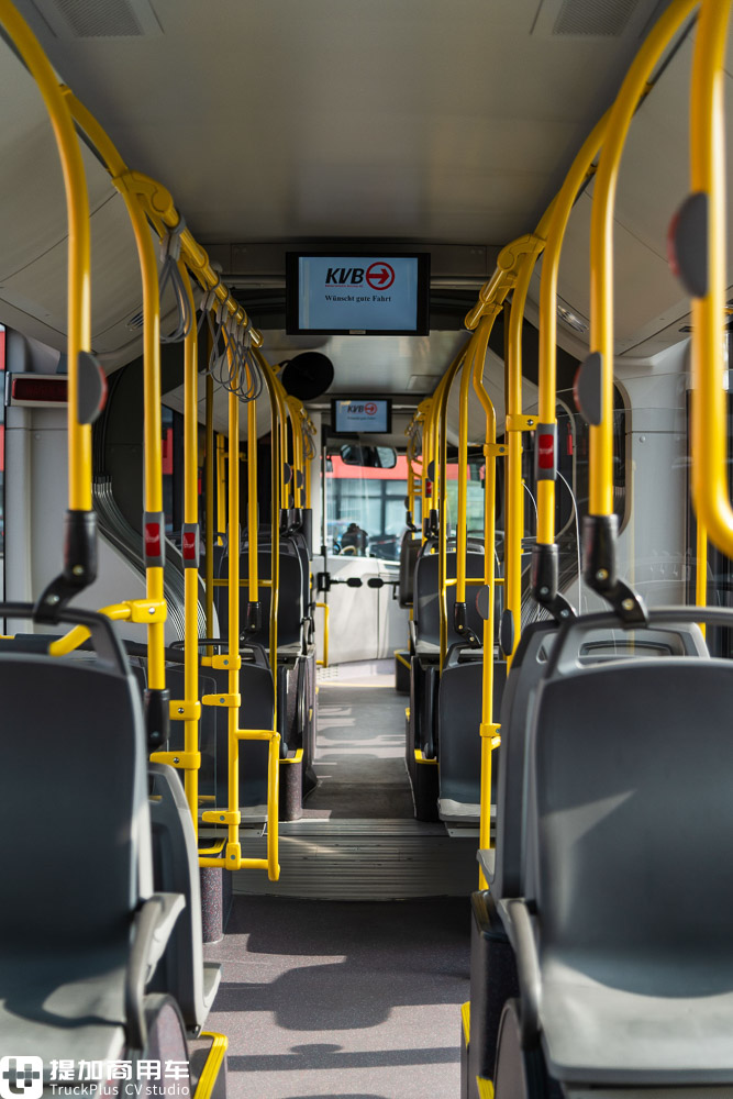 电池在车顶,解决车内空间问题,带您好好看看曼恩Lion’s City 12E电动客车 - 第14张 - 提加商用车网 电池在车顶,解决车内空间问题,带您好好看看曼恩Lion’s City 12E电动客车 - 第14张