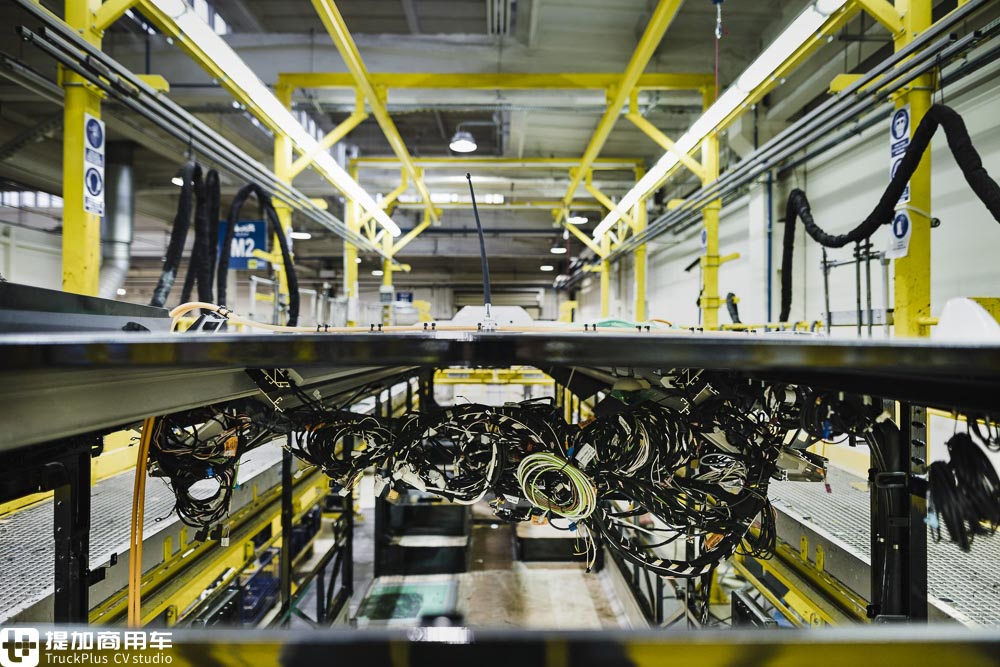 电池在车顶,解决车内空间问题,带您好好看看曼恩Lion’s City 12E电动客车 - 第17张 - 提加商用车网 电池在车顶,解决车内空间问题,带您好好看看曼恩Lion’s City 12E电动客车 - 第17张