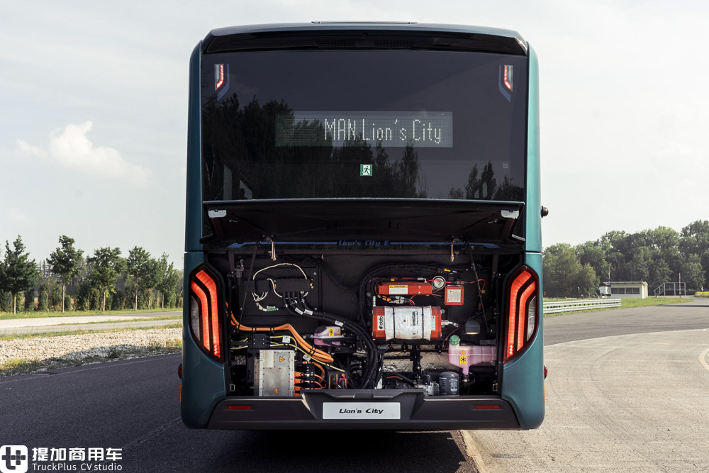 电池在车顶,解决车内空间问题,带您好好看看曼恩Lion’s City 12E电动客车 - 第21张 - 提加商用车网 电池在车顶,解决车内空间问题,带您好好看看曼恩Lion’s City 12E电动客车 - 第21张