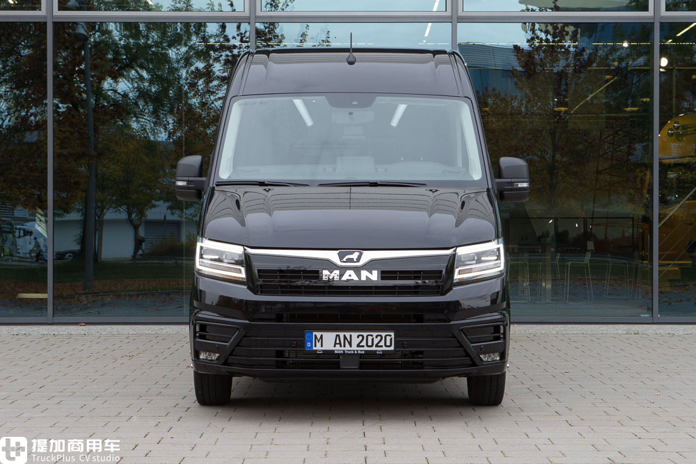 车长近7.4米,共16个乘客座位,曼恩TGE客运小巴车型来袭 - 第4张 - 提加商用车网 车长近7.4米,共16个乘客座位,曼恩TGE客运小巴车型来袭 - 第4张