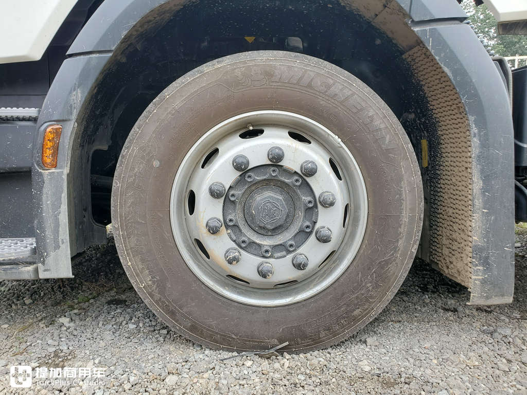 鞍座极低,配置还很特别,你猜这辆斯堪尼亚R450干啥用的? - 第9张 - 提加商用车网 鞍座极低,配置还很特别,你猜这辆斯堪尼亚R450干啥用的? - 第9张