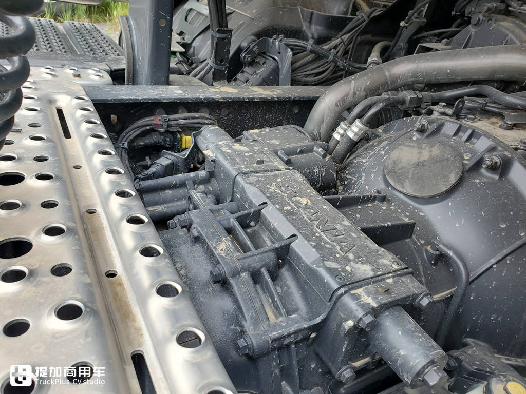 鞍座极低,配置还很特别,你猜这辆斯堪尼亚R450干啥用的? - 第15张 - 提加商用车网 鞍座极低,配置还很特别,你猜这辆斯堪尼亚R450干啥用的? - 第15张