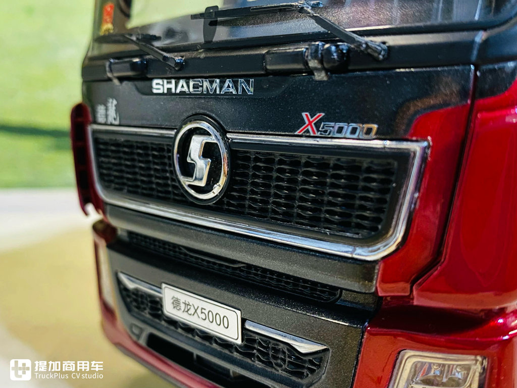 模型、真车双实拍,更清晰明了,带您好好看看德龙X5000模型的做工水平 - 第7张 - 提加商用车网 模型、真车双实拍,更清晰明了,带您好好看看德龙X5000模型的做工水平 - 第7张