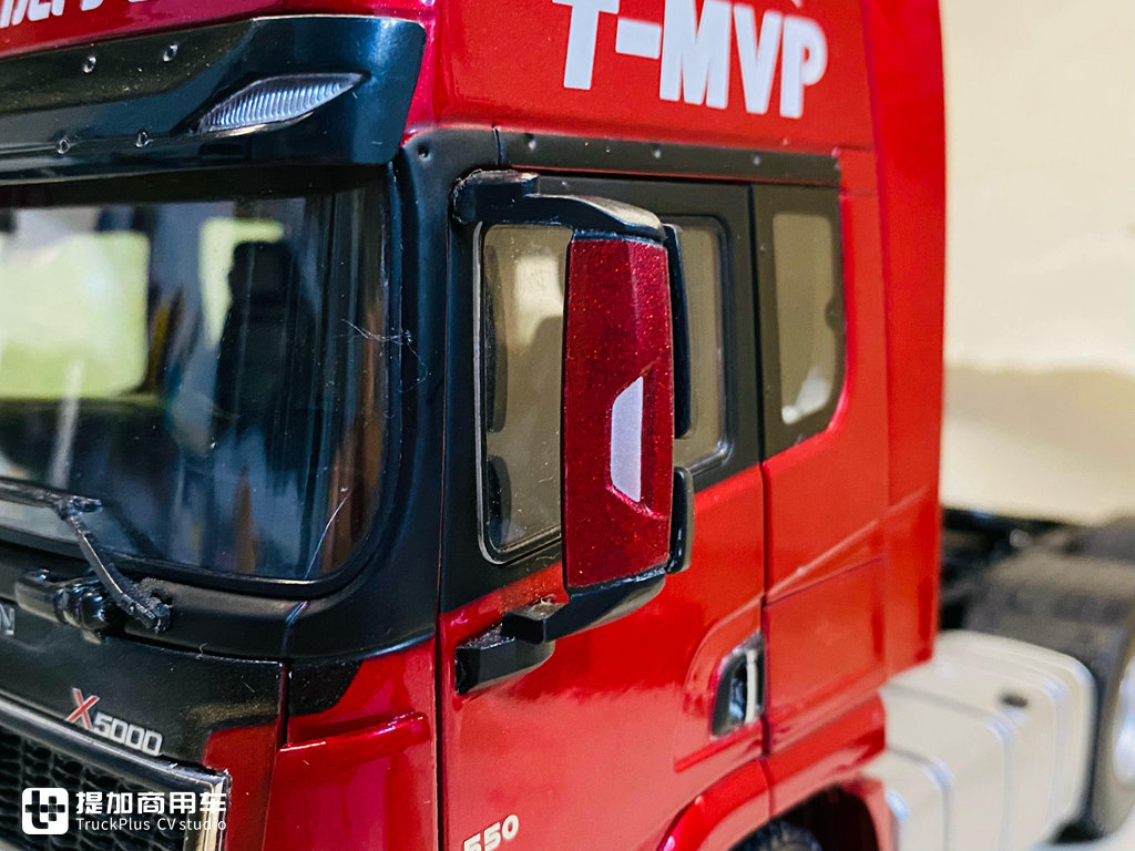 模型、真车双实拍,更清晰明了,带您好好看看德龙X5000模型的做工水平 - 第15张 - 提加商用车网 模型、真车双实拍,更清晰明了,带您好好看看德龙X5000模型的做工水平 - 第15张