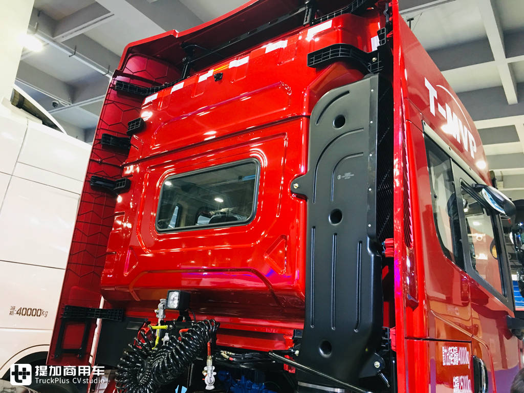 模型、真车双实拍,更清晰明了,带您好好看看德龙X5000模型的做工水平 - 第19张 - 提加商用车网 模型、真车双实拍,更清晰明了,带您好好看看德龙X5000模型的做工水平 - 第19张