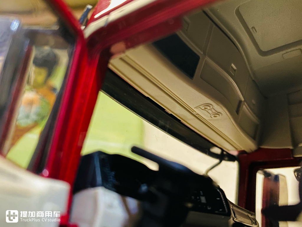 模型、真车双实拍,更清晰明了,带您好好看看德龙X5000模型的做工水平 - 第25张 - 提加商用车网 模型、真车双实拍,更清晰明了,带您好好看看德龙X5000模型的做工水平 - 第25张