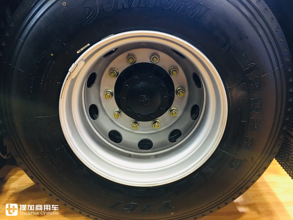 模型、真车双实拍,更清晰明了,带您好好看看德龙X5000模型的做工水平 - 第49张 - 提加商用车网 模型、真车双实拍,更清晰明了,带您好好看看德龙X5000模型的做工水平 - 第49张