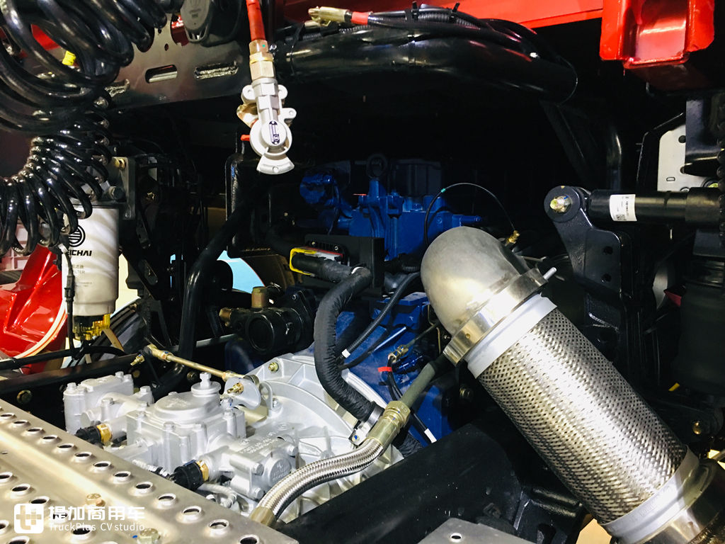 模型、真车双实拍,更清晰明了,带您好好看看德龙X5000模型的做工水平 - 第38张 - 提加商用车网 模型、真车双实拍,更清晰明了,带您好好看看德龙X5000模型的做工水平 - 第38张