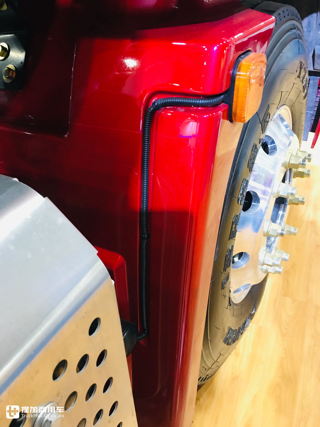 模型、真车双实拍,更清晰明了,带您好好看看德龙X5000模型的做工水平 - 第43张 - 提加商用车网 模型、真车双实拍,更清晰明了,带您好好看看德龙X5000模型的做工水平 - 第43张