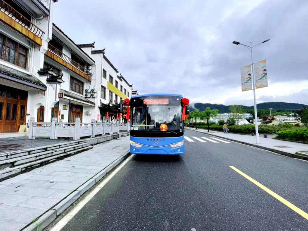 驶入“立体田园画卷”,安凯带你畅享黟县全域旅游! - 第2张 - 提加商用车网 驶入“立体田园画卷”,安凯带你畅享黟县全域旅游! - 第2张