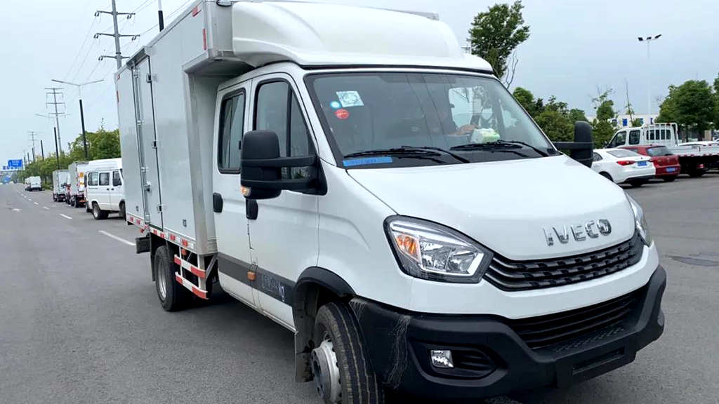 依维柯欧胜2021款专业底盘成功交付欧冶工业品平台! - 第3张 - 提加商用车网 依维柯欧胜2021款专业底盘成功交付欧冶工业品平台! - 第3张