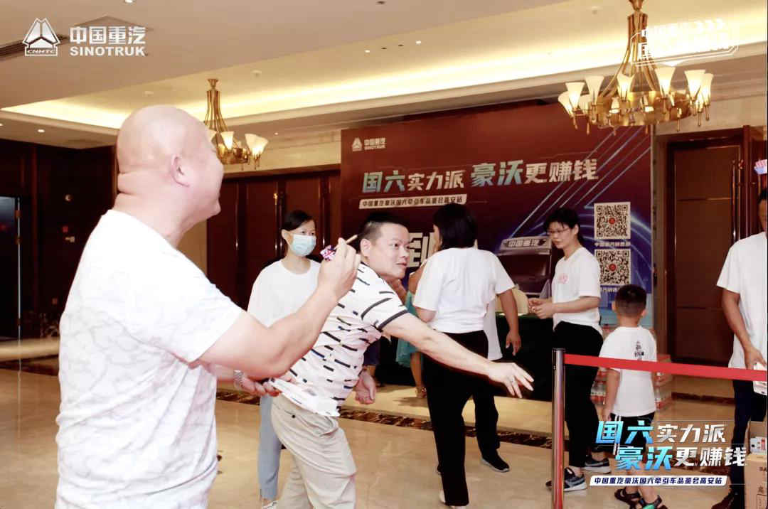 国六实力派 豪沃更赚钱——豪沃国六牵引车闪耀高安 - 第3张 - 提加商用车网 国六实力派 豪沃更赚钱——豪沃国六牵引车闪耀高安 - 第3张