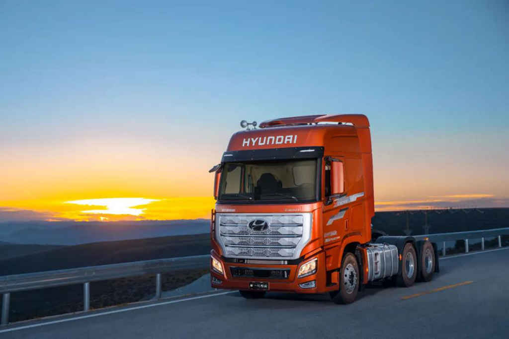 成熟国六技术引领行业升级,新一代创虎亮相第十八届中国西部国际博览会 - 第3张 - 提加商用车网 成熟国六技术引领行业升级,新一代创虎亮相第十八届中国西部国际博览会 - 第3张