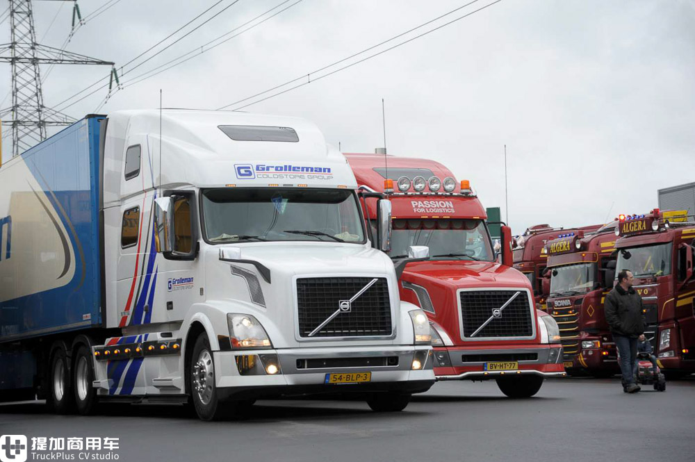 有朋友有美食,还有对卡车的热爱,带你逛荷兰阿珀尔多伦卡车节 - 第10张 - 提加商用车网 有朋友有美食,还有对卡车的热爱,带你逛荷兰阿珀尔多伦卡车节 - 第10张