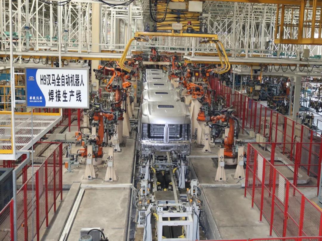 安全融入品牌基因 华菱汽车产品安全性能备受行业瞩目 - 第3张 - 提加商用车网 安全融入品牌基因 华菱汽车产品安全性能备受行业瞩目 - 第3张