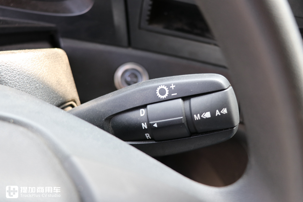 630马力的前四后八底盘车,带您好好领略奔驰阿洛斯4163的魅力 - 第15张 - 提加商用车网 630马力的前四后八底盘车,带您好好领略奔驰阿洛斯4163的魅力 - 第15张