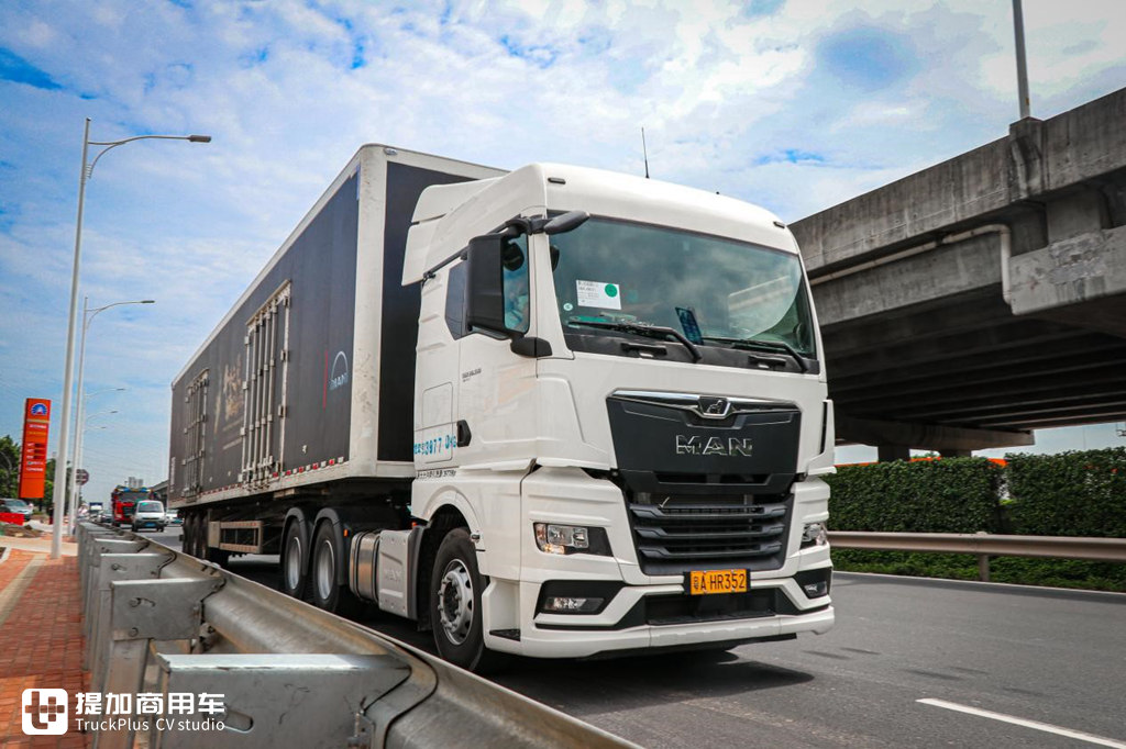 试乘了新一代曼恩TGX牵引车,才知道它改进的太多了,品质提升了一大截 - 第18张 - 提加商用车网 试乘了新一代曼恩TGX牵引车,才知道它改进的太多了,品质提升了一大截 - 第18张