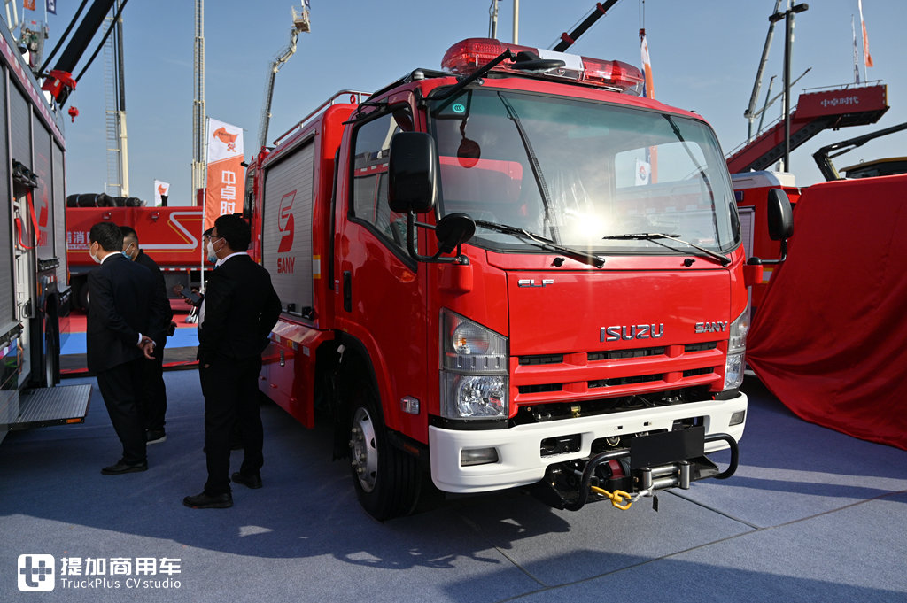 前面轻卡后面叉车,三一打造的这款“双头”消防车有意思,有谁知道它具体用途吗? - 第2张 - 提加商用车网 前面轻卡后面叉车,三一打造的这款“双头”消防车有意思,有谁知道它具体用途吗? - 第2张