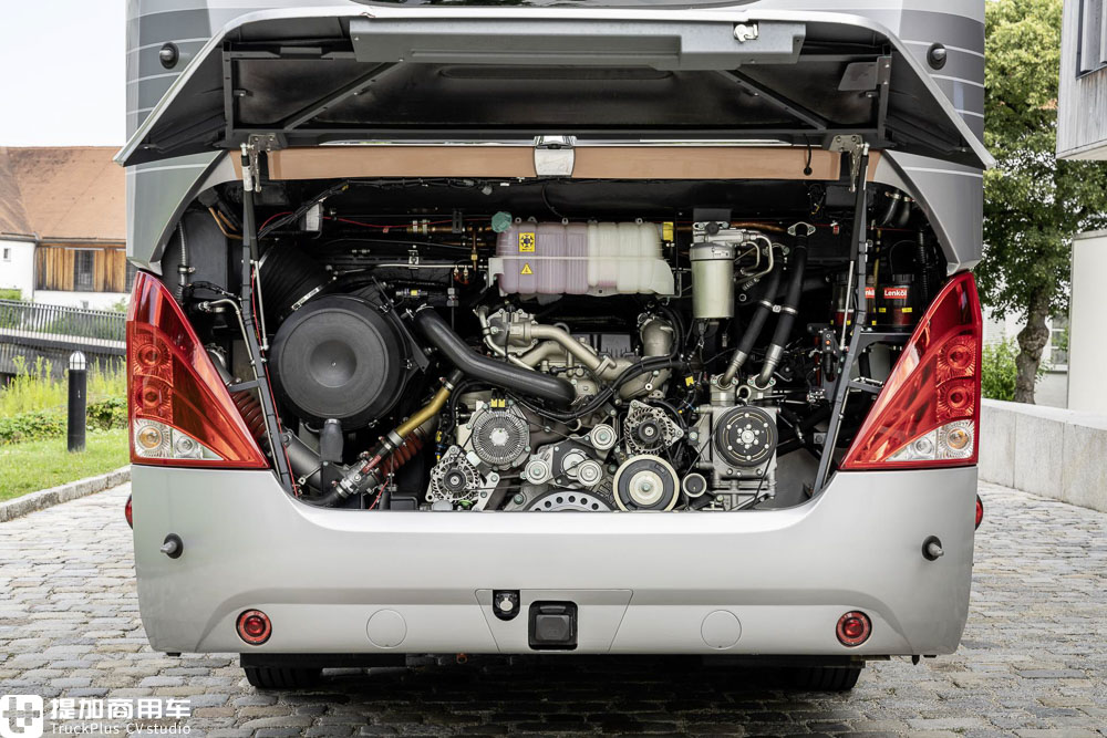 为新时代的豪华大巴树立典范,再带您近距离体验尼奥普兰Cityliner铂金纪念版 - 第19张 - 提加商用车网 为新时代的豪华大巴树立典范,再带您近距离体验尼奥普兰Cityliner铂金纪念版 - 第19张