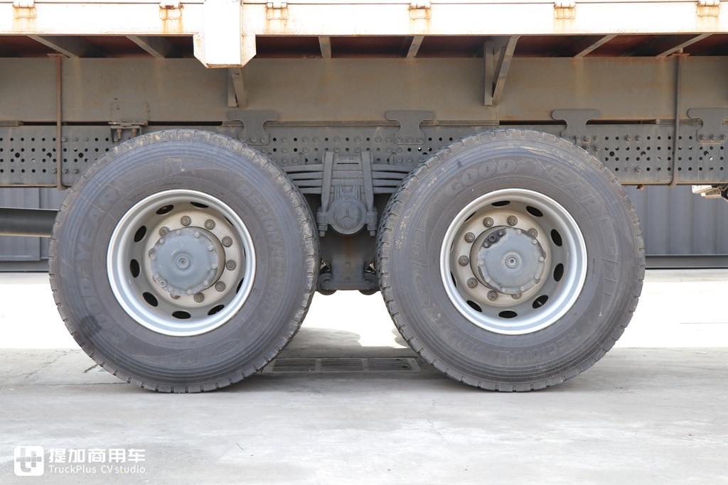 630马力的前四后八底盘车,带您好好领略奔驰阿洛斯4163的魅力 - 第23张 - 提加商用车网 630马力的前四后八底盘车,带您好好领略奔驰阿洛斯4163的魅力 - 第23张