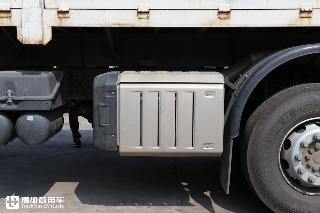 630马力的前四后八底盘车,带您好好领略奔驰阿洛斯4163的魅力 - 第24张 - 提加商用车网 630马力的前四后八底盘车,带您好好领略奔驰阿洛斯4163的魅力 - 第24张