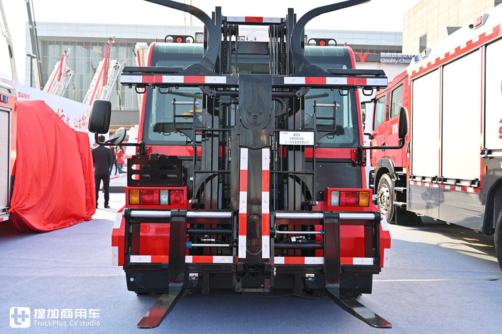 前面轻卡后面叉车,三一打造的这款“双头”消防车有意思,有谁知道它具体用途吗? - 第6张 - 提加商用车网 前面轻卡后面叉车,三一打造的这款“双头”消防车有意思,有谁知道它具体用途吗? - 第6张