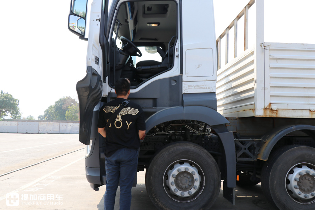 630马力的前四后八底盘车,带您好好领略奔驰阿洛斯4163的魅力 - 第11张 - 提加商用车网 630马力的前四后八底盘车,带您好好领略奔驰阿洛斯4163的魅力 - 第11张