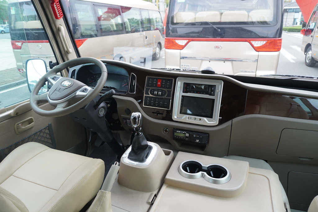 公商务出行MVP,大连龙源为何钟爱宝斯通K7? - 第5张 - 提加商用车网 公商务出行MVP,大连龙源为何钟爱宝斯通K7? - 第5张