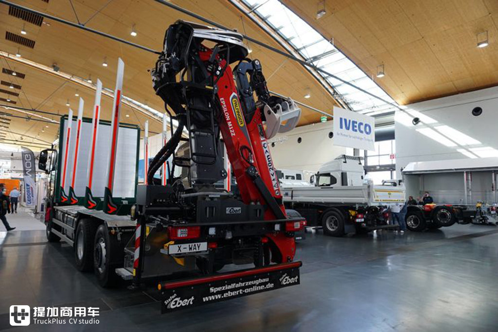 欧卡车型争娇斗艳，东风电动小卡也抢眼，再带你看看NUFAM2021室内展车 - 第34张