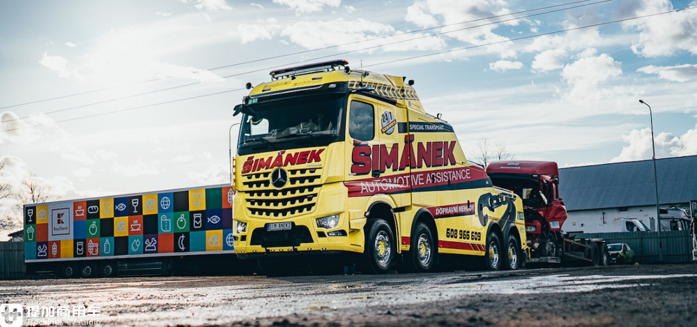 造型与涂装“帅”两次,还是电子后视镜,这辆奔驰Arocs清障车太“酷”了 - 第5张 - 提加商用车网 造型与涂装“帅”两次,还是电子后视镜,这辆奔驰Arocs清障车太“酷”了 - 第5张