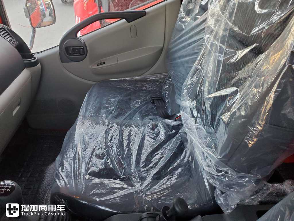 国六轻卡选择别犯难 东风凯普特智悦轻卡实拍 - 第9张 - 提加商用车网 国六轻卡选择别犯难 东风凯普特智悦轻卡实拍 - 第9张