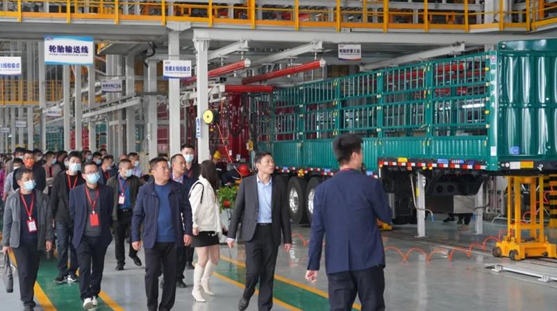 “同舟共济 并肩前行” 2021年锣响集团供应商大会成功举办 - 第3张 - 提加商用车网 “同舟共济 并肩前行” 2021年锣响集团供应商大会成功举办 - 第3张