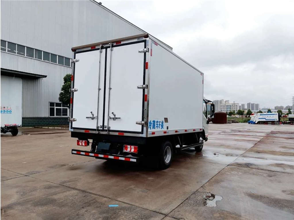 从小车到大车 生意路上帅铃陪佘老板一起成长 - 第3张 - 提加商用车网 从小车到大车 生意路上帅铃陪佘老板一起成长 - 第3张