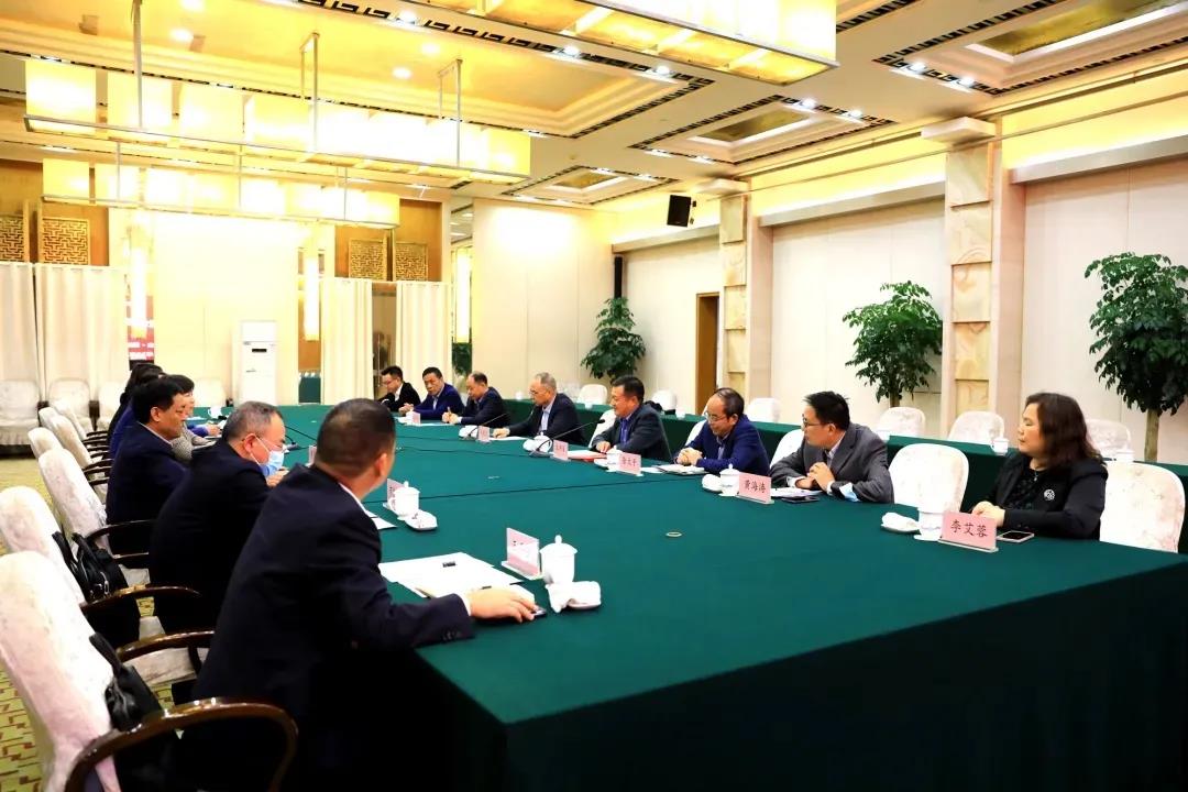 官宣!东风康明斯重型发动机项目正式签约 - 第2张 - 提加商用车网 官宣!东风康明斯重型发动机项目正式签约 - 第2张
