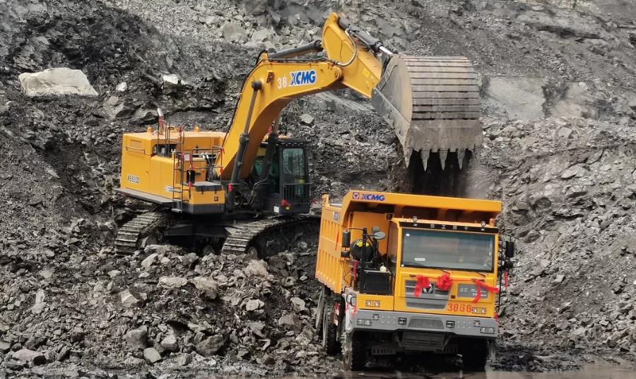 4亿元!390台徐工宽体自卸车震撼出击! - 第5张 - 提加商用车网 4亿元!390台徐工宽体自卸车震撼出击! - 第5张